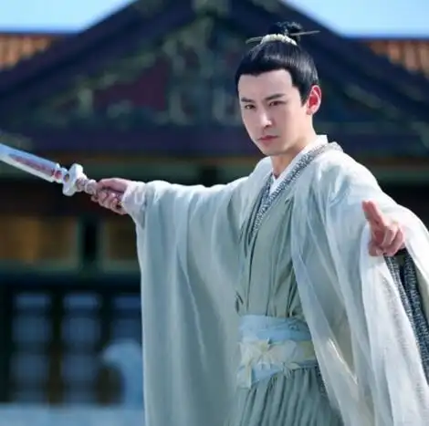 【图】花千骨中东华扮演者是谁? 钱泳辰被赞满眼戏胞