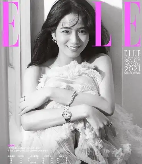 韩国版的开年封人物是吴世勋,《allure》韩国版的开年封人物是金珉锡