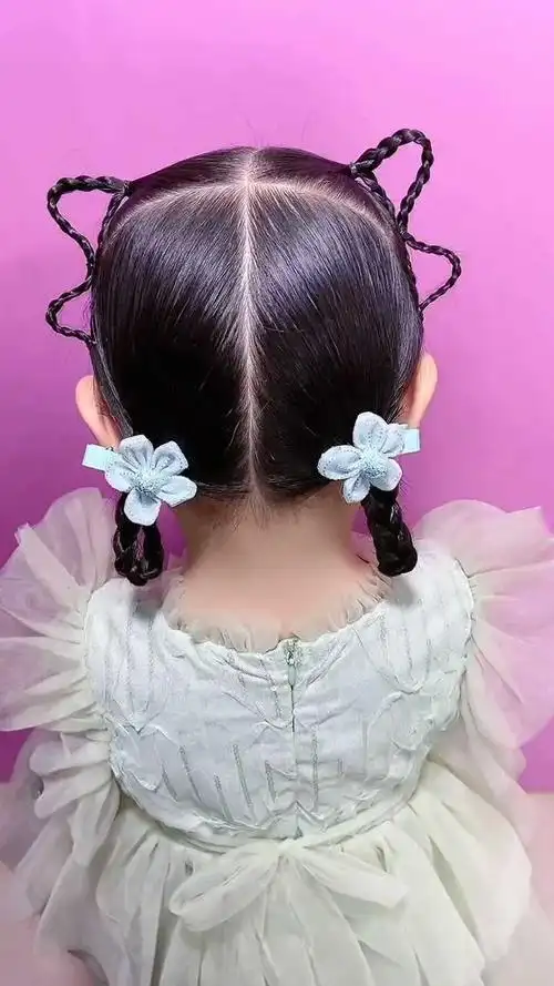 小宝宝的辫子这么扎,是不是挺有意思的#儿童编发