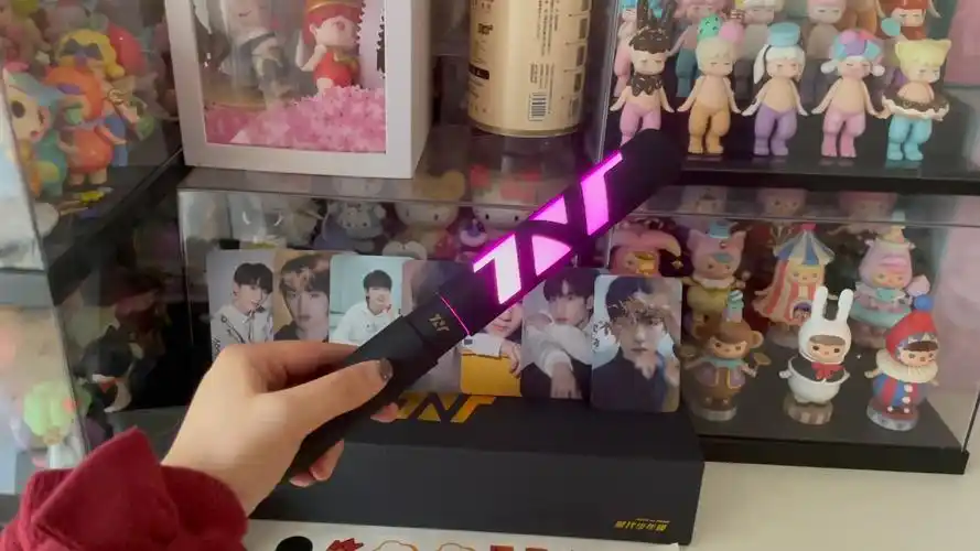 时代少年团tnt时代少年团官方应援棒开箱