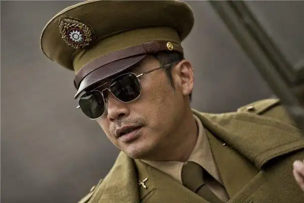 《风筝》中这些情节被柳云龙删了 不然这部戏的故事会更流畅_娱乐新闻