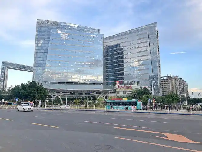 【14图】中洲中心地铁上建130方 精装2个间隔带家具 全天空调加班