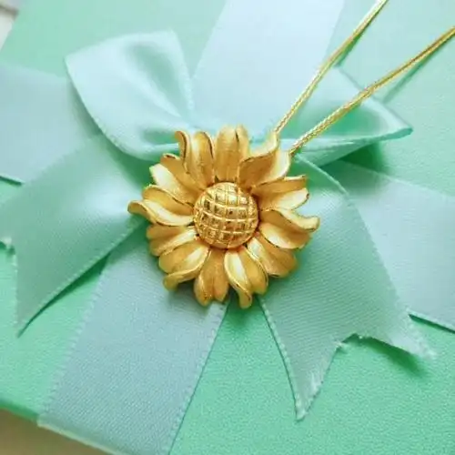 心理测试你认为以下哪朵金花是真实的测你未来有多少存款