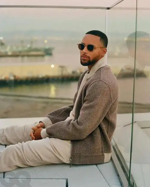 库里拍摄写真型男形象毕现