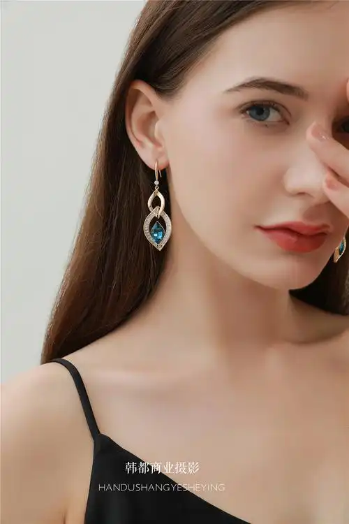 义乌淘宝摄影饰品耳钉项链模特拍摄