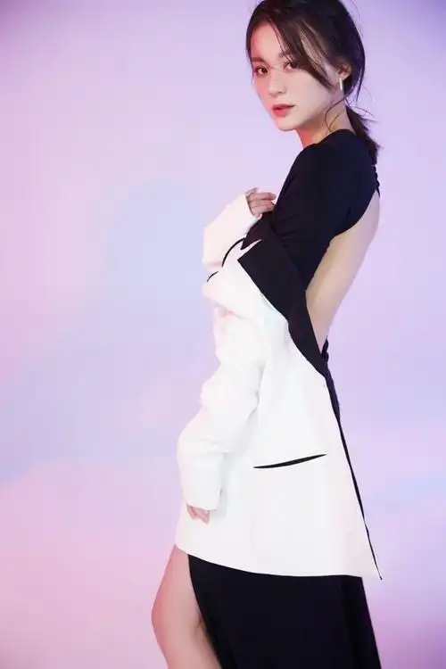 讲真,我这个样子,是不是性感一点 #老毛翻新##毛林林##电视剧谈判官