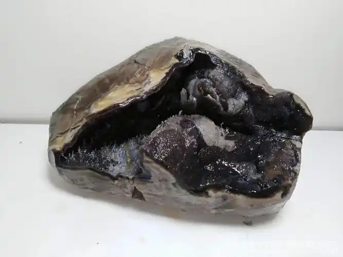 火山玛瑙奇石,晶莹剔透,奇景美观