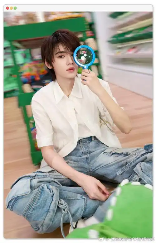 最纯爱时 我满脑子都是你们    @时代少年团-宋亚轩  失恋循环