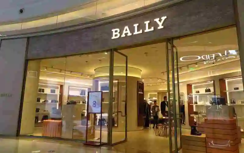 不得以假充真,以次充好,不得以不合格产品冒充合格产品),瑞士奢侈品牌