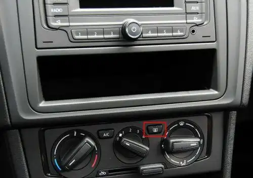 捷达后窗加热是哪个图表示