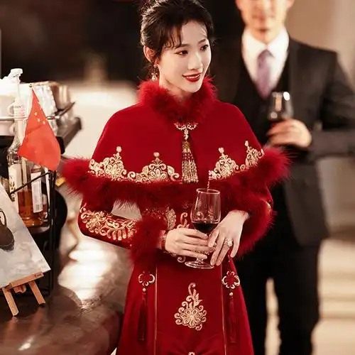 红色敬酒服新娘披肩款冬季长袖加厚加绒大气中式婚礼宴会秀禾服女