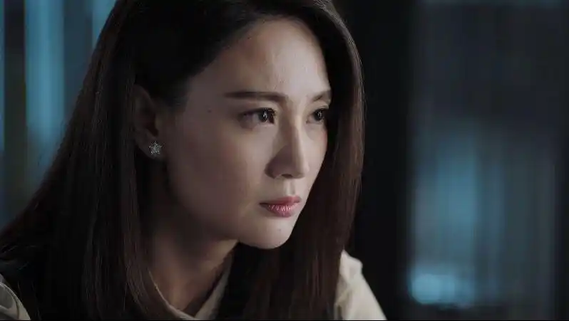 猎毒人侯梦莎如果想要一份玫瑰必须先铲除这些罂粟