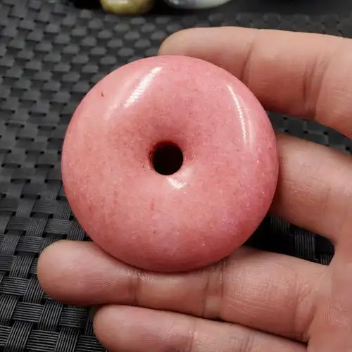 玉石粉色玉石扣吊坠大号玉石扣吊坠项链坠玉坠