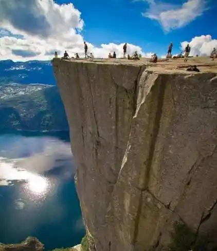 全球十大世界上最恐怖的危险景点 你真的敢去玩吗-族谱新闻-族谱网