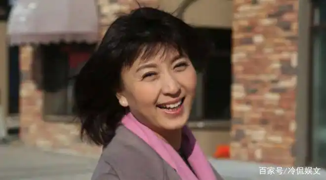 赵本山揭露闫学晶的虚伪,为什么冯巩总是护着她,还继续捧她?