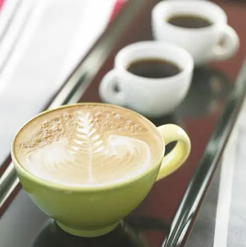 泡好的咖啡特写高清图片