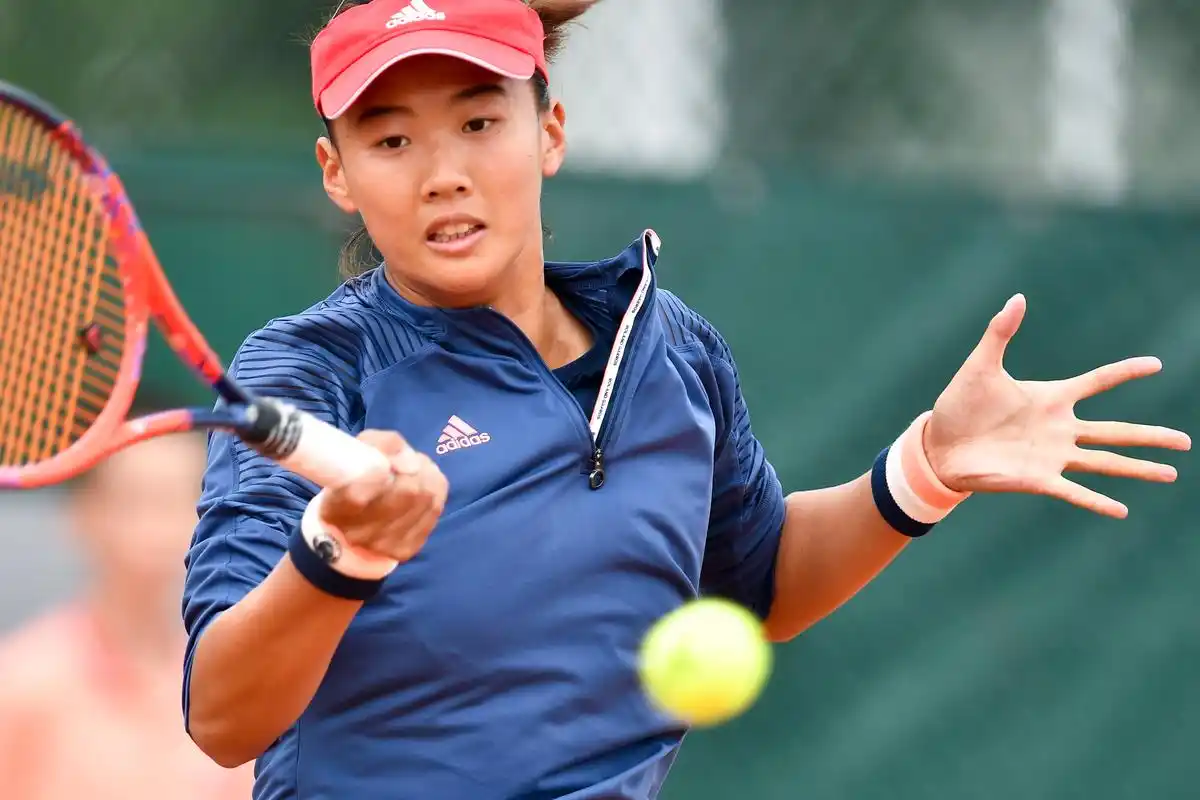 6比3,6比4!中国27岁网球金花,两盘击败劲敌,强势晋级女单决赛