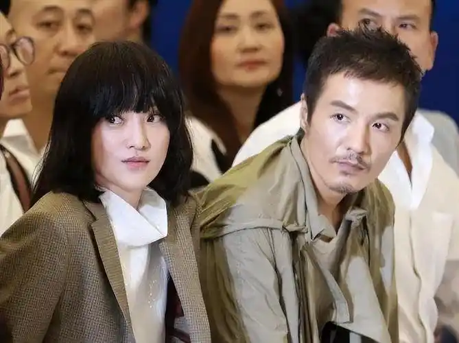 周迅监制的电影上映,朴树会帮忙站台,2005年,朴树和另一位女演员