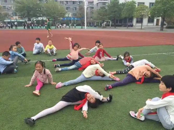 阳光操场第二组(一年级上期)