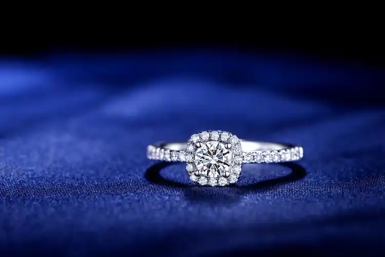 求婚钻戒价格,求婚钻戒款式,结婚钻戒多少钱,结婚钻戒价格,订婚钻戒