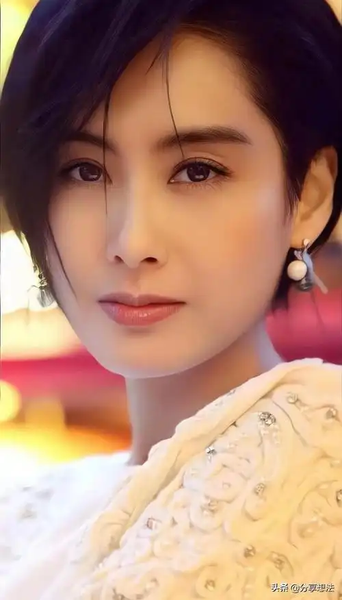 朱茵高清壁纸_网易订阅