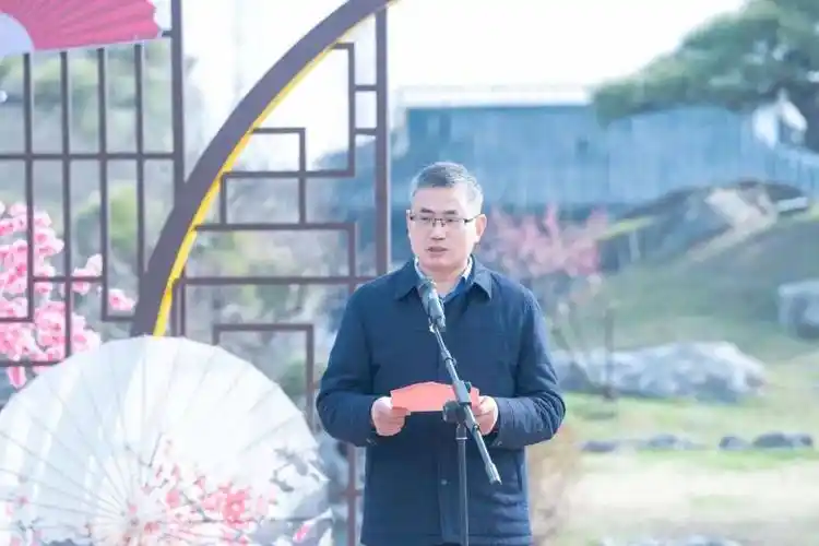 2024扬州瘦西湖第二届梅花艺术节暨万花园十二景董雷专题画展盛大开幕