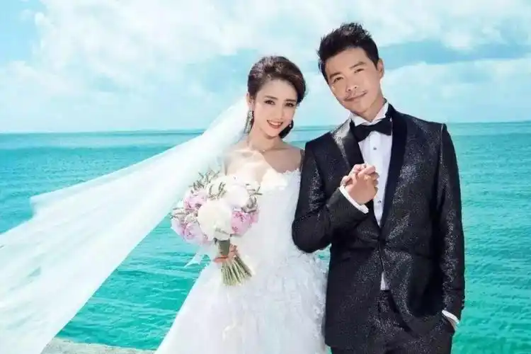 做了7次伴郎后杜淳终于在新年第一天领证网友希望魔咒终结