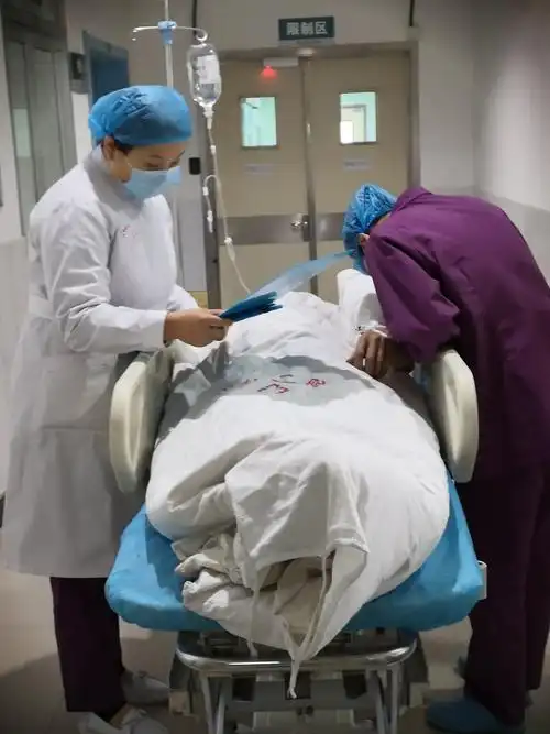 手术室的匆匆故事