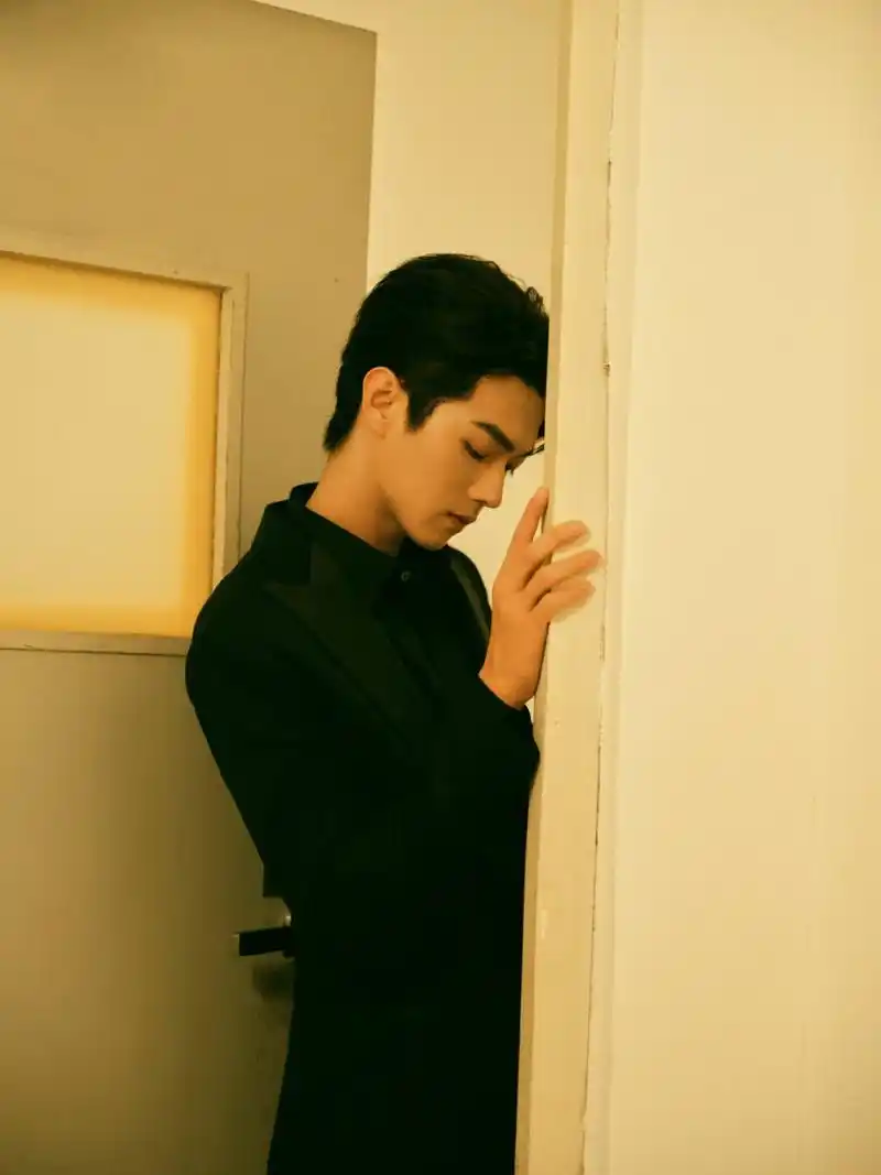 看一组许凯的照片,真是帅到爆啊!