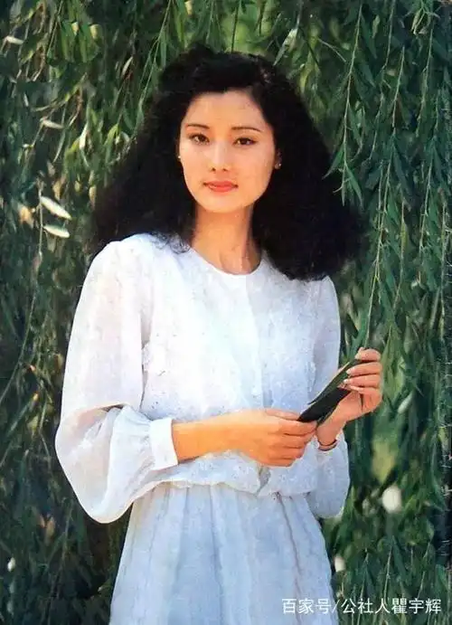 一代越女——何赛飞