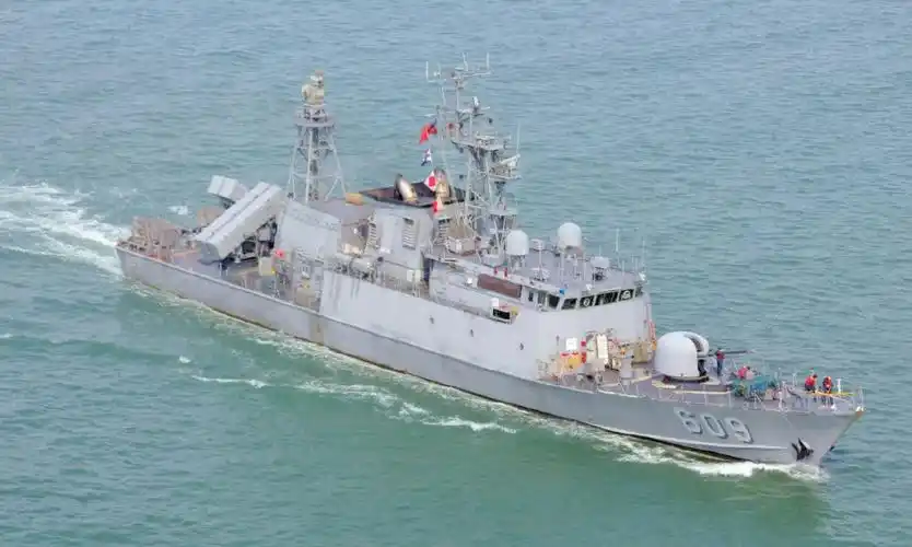 易微模型关注我们的朋友应该都记得我社出品过的海鸥级导弹艇(详见