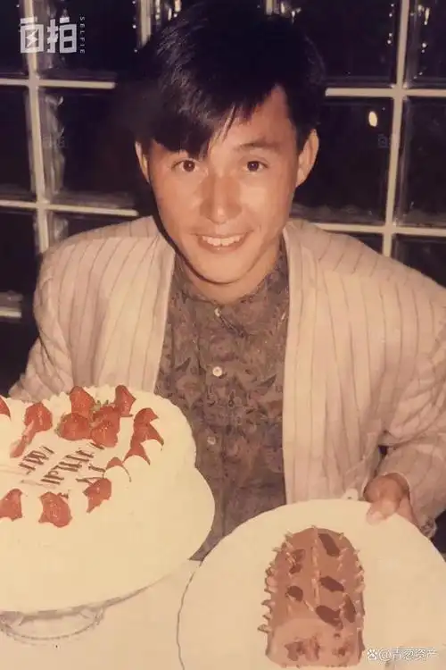 我,曾是足球运动员,出演慕容复闻名,见证香港娱乐圈起落五十年