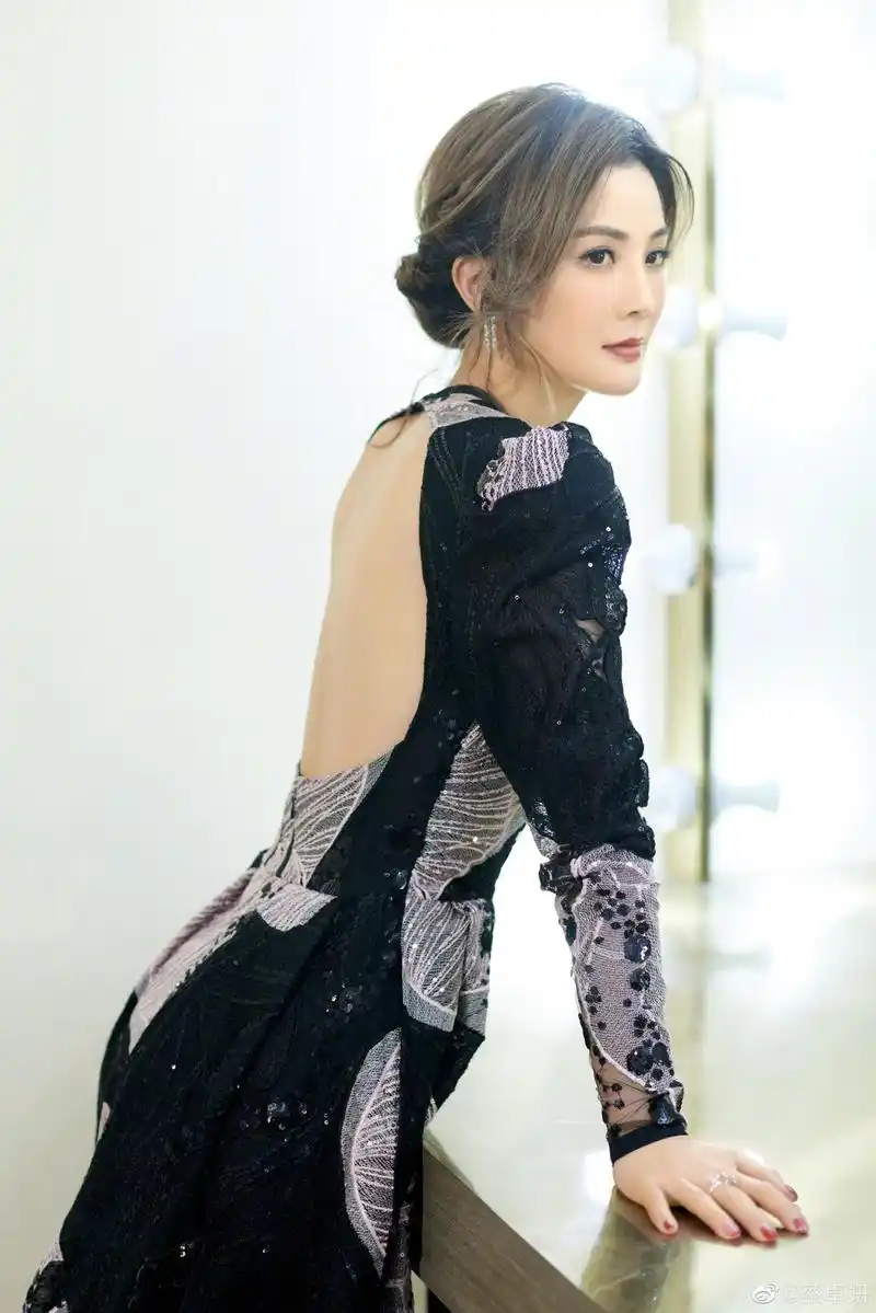 蔡卓妍 壁纸分享