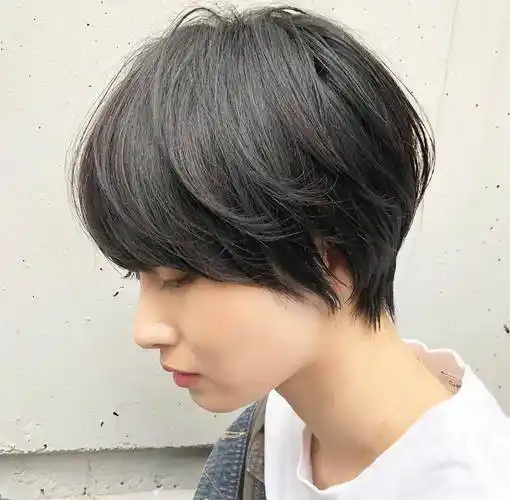 好看的露耳短发