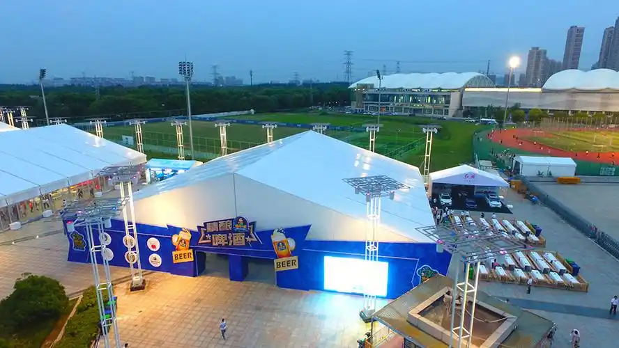 博瑞尔济南供应40米跨度啤酒节大蓬13年篷房厂家