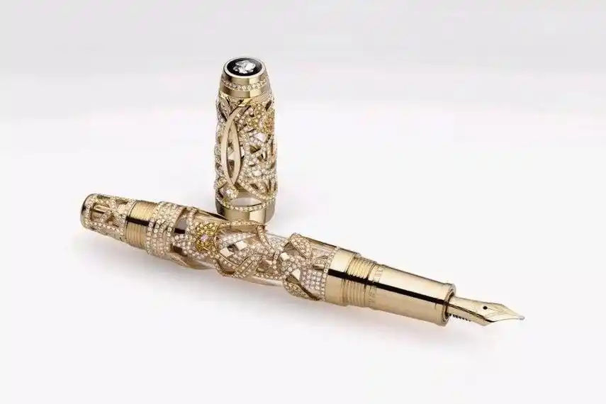 一支钢笔上镶嵌了5000颗钻石这也太奢华了吧