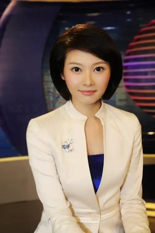 p>王浏芳,女,汉族,四川人, a target="_blank" href="/item/文学学士