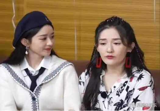 赵丽颖空降广州为张碧晨庆生去看演唱会好甜好美友谊长存