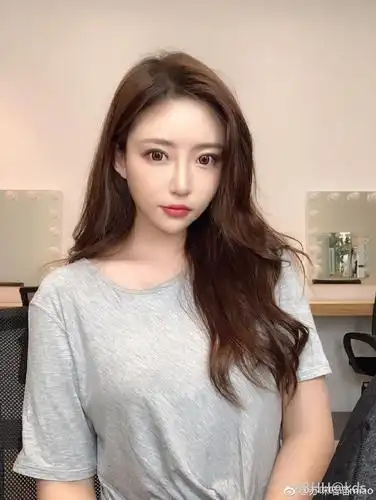 非诚勿扰女嘉宾苏咪