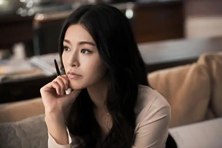 【《寒战ii》里tvb演员多到数不尽?】无线捞唔掂, 过档电影界?