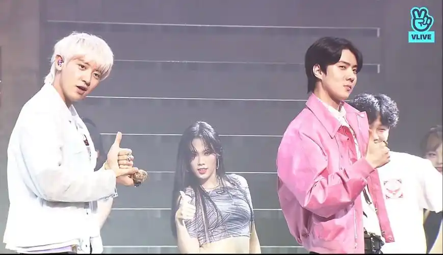 exo小分队sc(吴世勋x朴灿烈 )《rodeo station  1 billion views 》