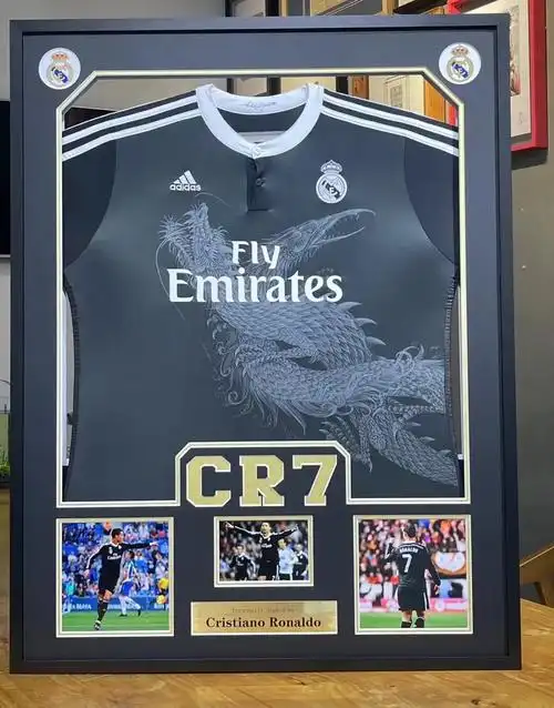 皇马14/15赛季二客 山本耀司联名 黑龙载体c罗亲签 顶级 - 抖音