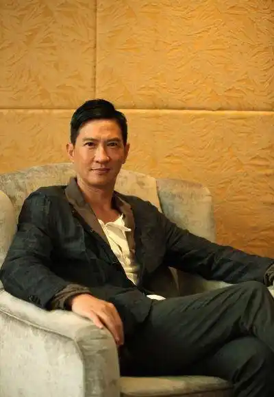 七,古天乐古校长出生于1970年,香港演员的70后中古校长应该是扛旗的