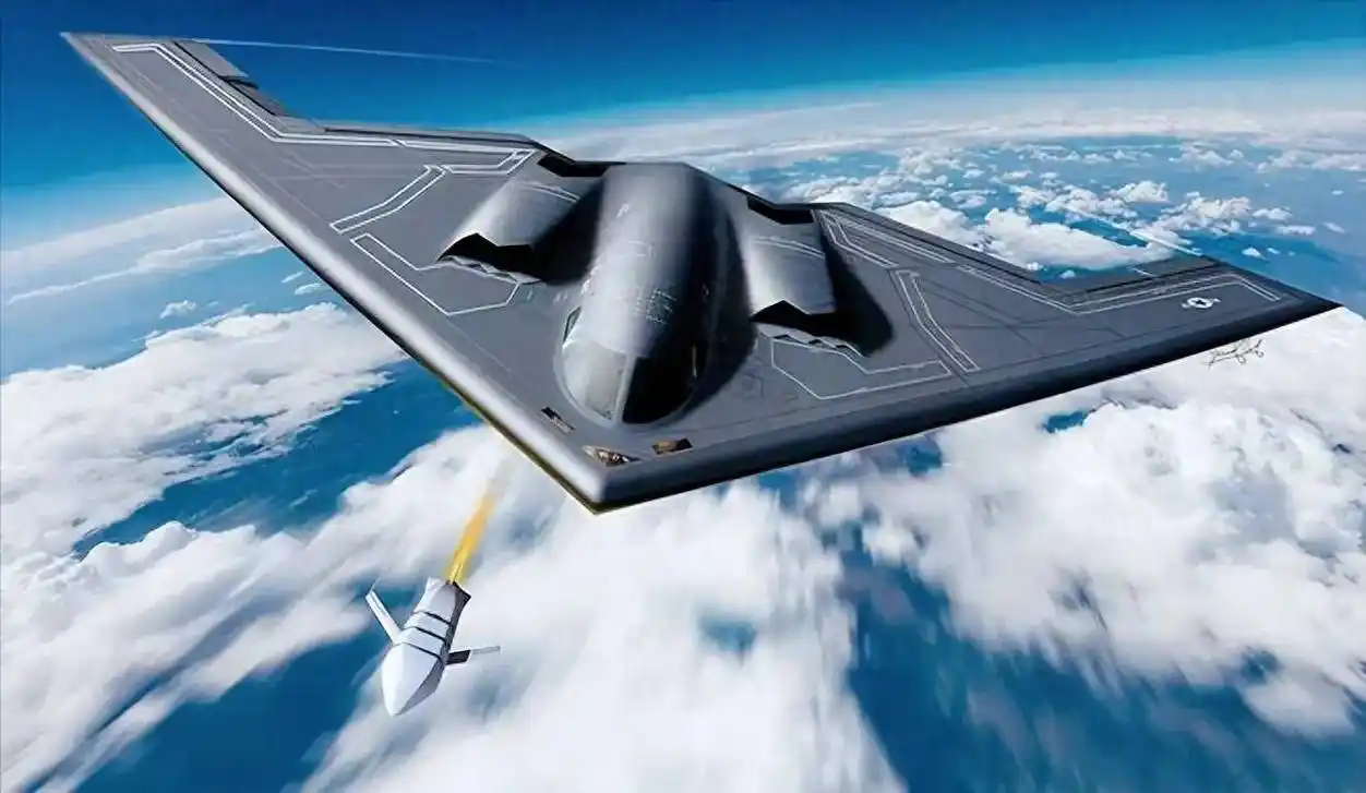 轰20:航程达15000公里,要是搭配等离子护盾会有多可怕?