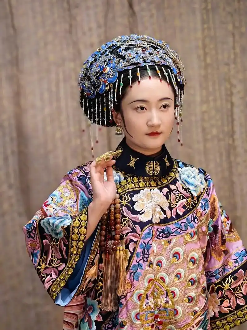 大英博物馆晚清慈禧凤袍