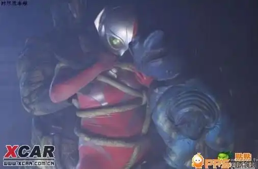 日本真人变态演绎:女奥特曼战败后的悲惨下场!