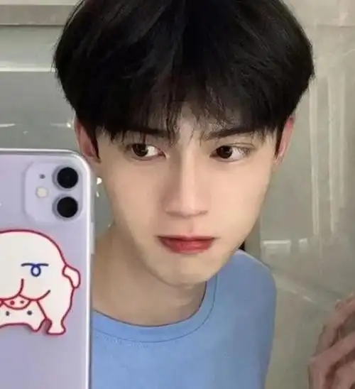 男生自然蓬松碎发,打造清新型男形象_发型造型_宝妈时尚生活网