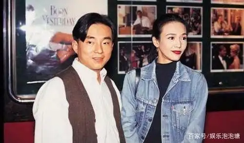 57岁歌手吕方升级当爸,妻子小其16岁,而60岁的前女友却依然单身