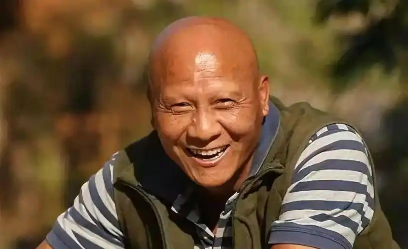 张卫健光头原因 圈内还有哪些男星是光头的