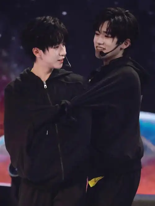 轩霖#宋亚轩  #贺峻霖#tnt时代少年团